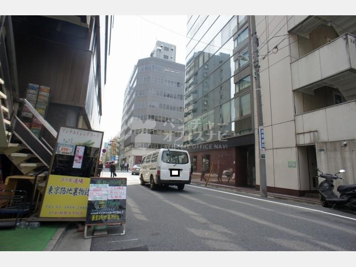建物前通り【第一白石ビル】