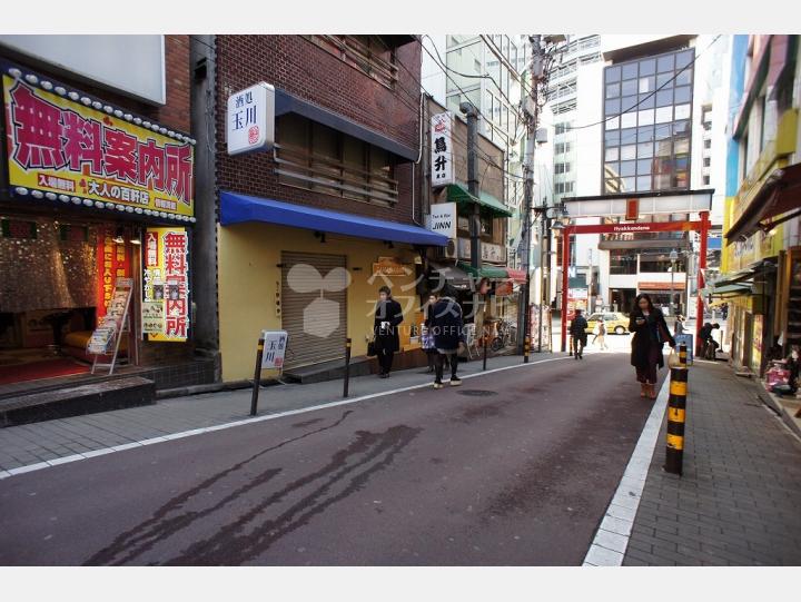 物件前通り【都路ビル】