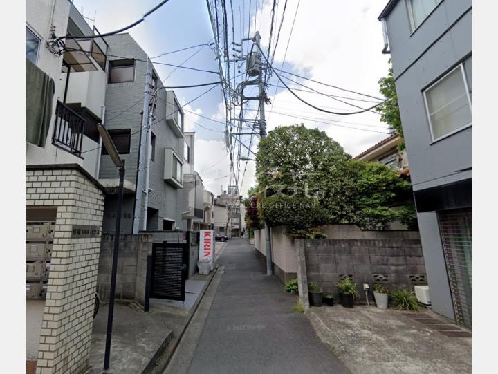 【前面道路】アヴェニール笹塚