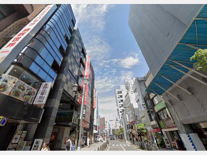 【前面道路】ハイブリッヂ西池袋 