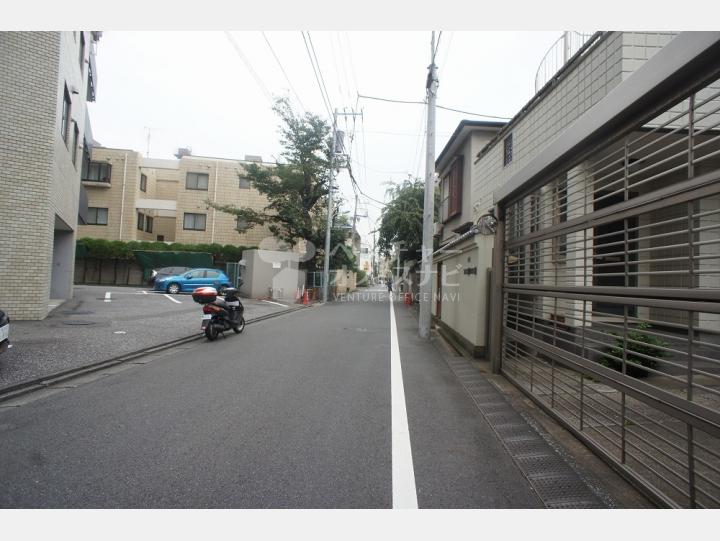 周辺道路　【アトリウム青山】