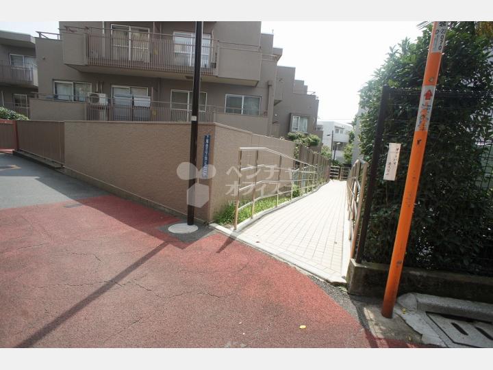外観【目白スカイハイツ】