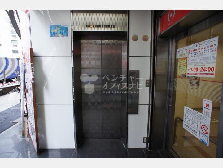 【宮益坂岡ビル】