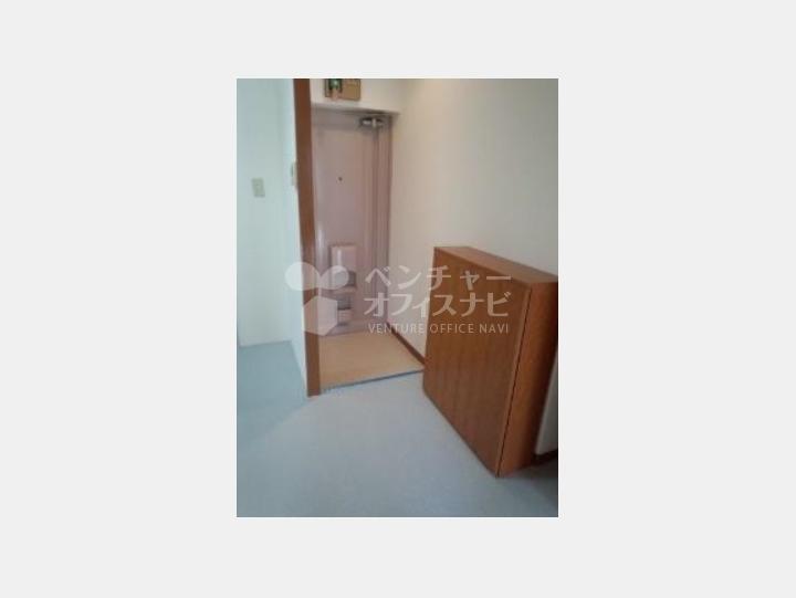 405玄関 【市ヶ谷タイホービル】