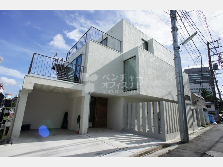 外観【ＨＡＬＥ　ＴＥＲＲＡＣＥ】