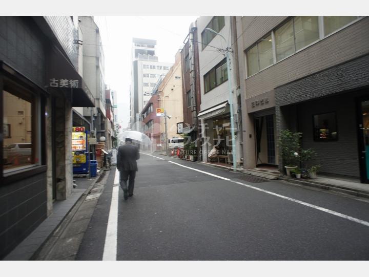 建物前道路【京橋高野ビル】