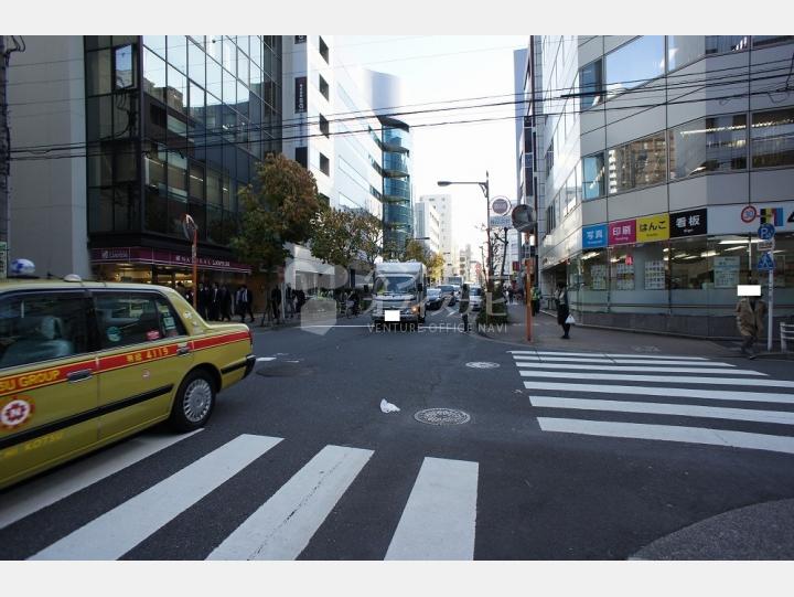 前面道路【登亭銀座ビル】