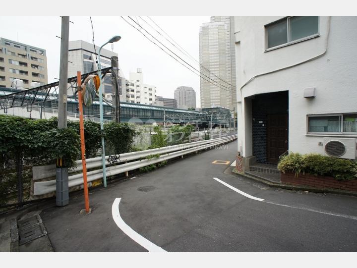 前面道路【TOP恵比寿】