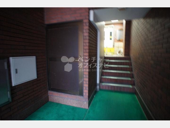 階段【五反田東幸ビル】