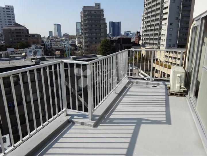 ７１６バルコニー【代官山パーフェクトルーム】