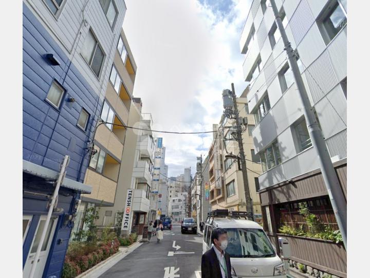 【前面道路】天翔オフィス御茶ノ水