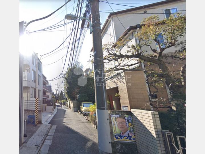 【前面道路】NEST表参道
