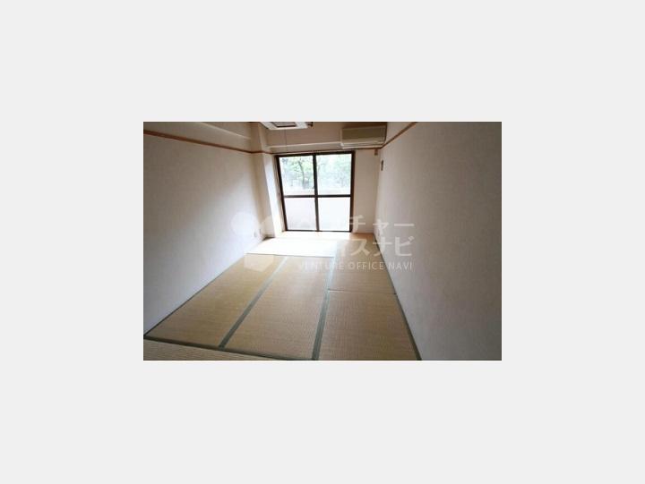 クレスト本町 室内