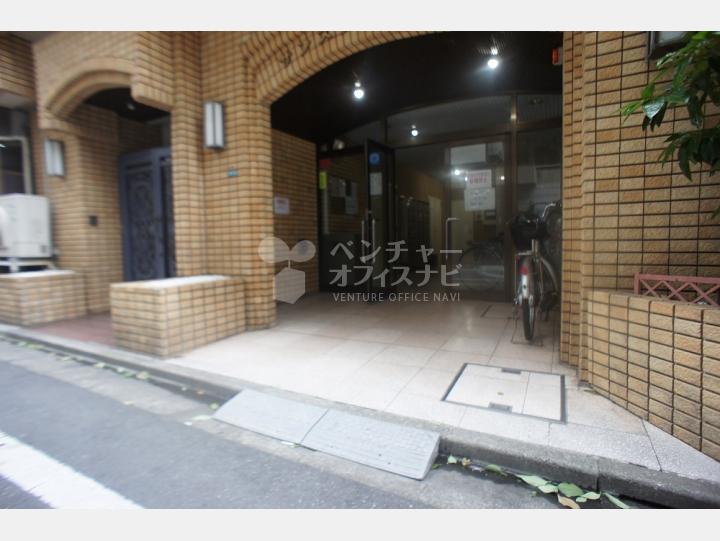 入口 【サンスプレンダー池袋】