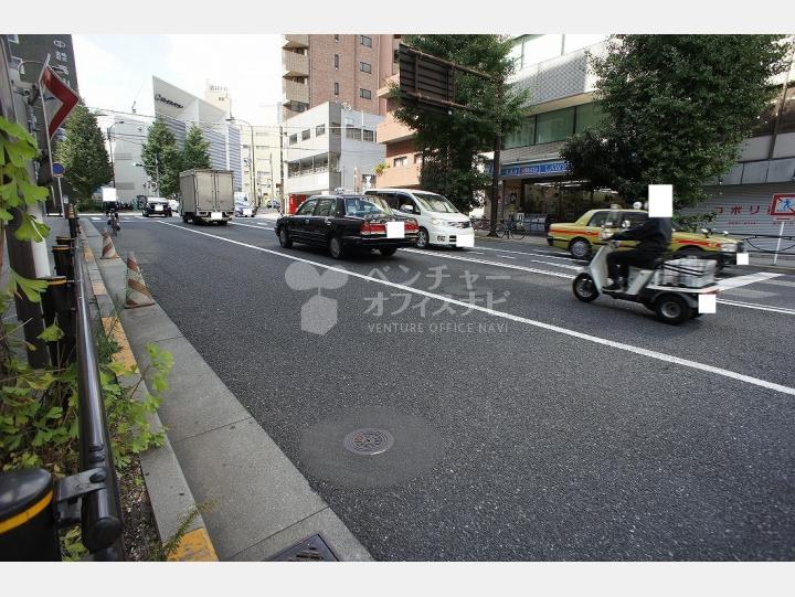 前面道路【第一電波ビル】