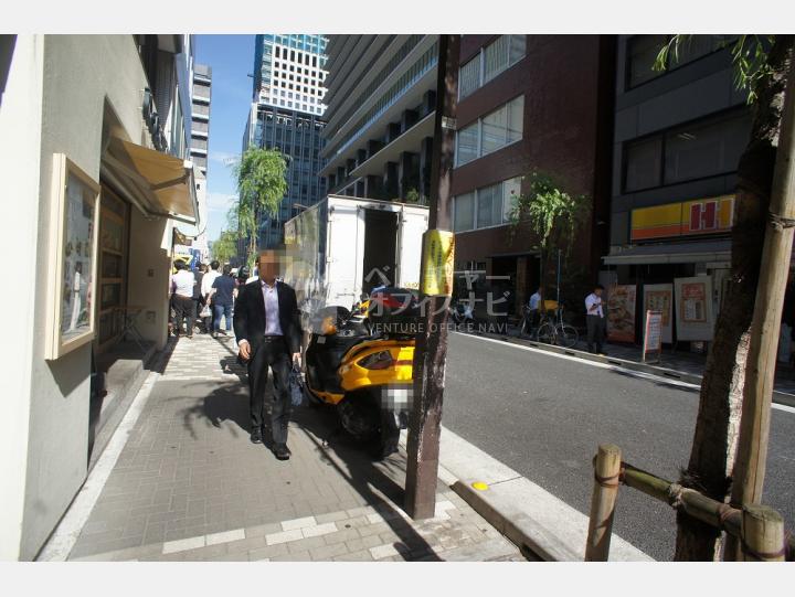 周辺道路　【新八重洲ビル】