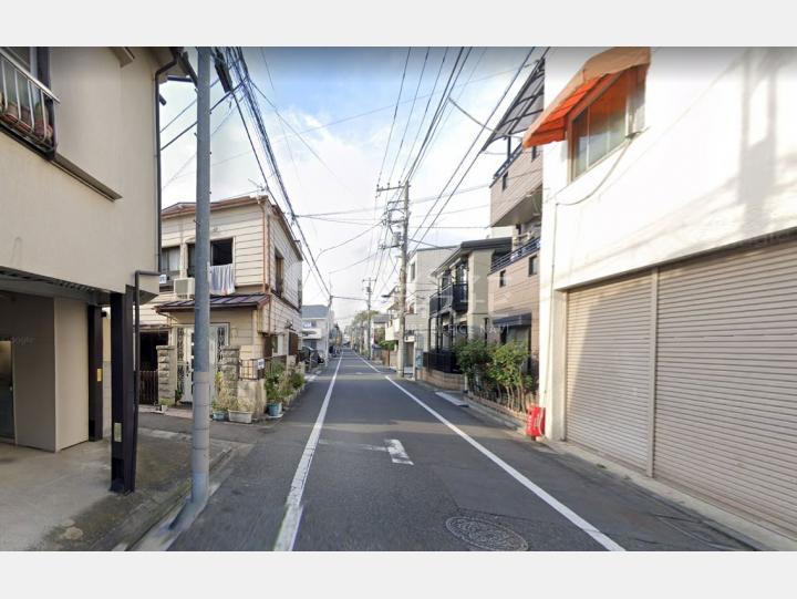 【前面道路】渡辺マンション