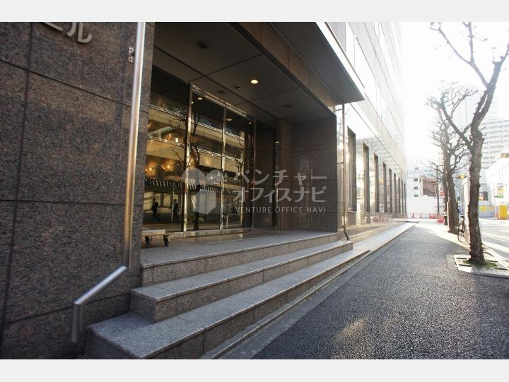 入口周辺【トラスティ麹町ビル】