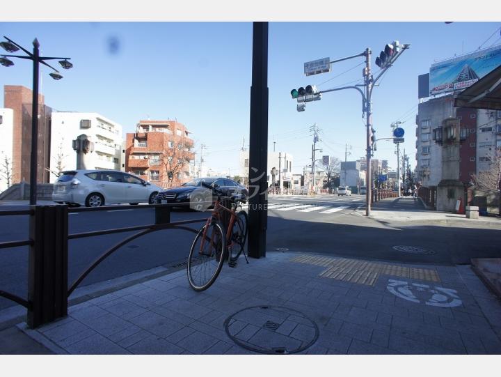 前面道路【佐藤ビル】