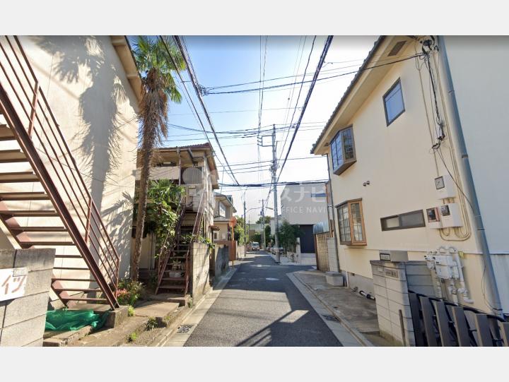 【前面道路】千和ハイツ