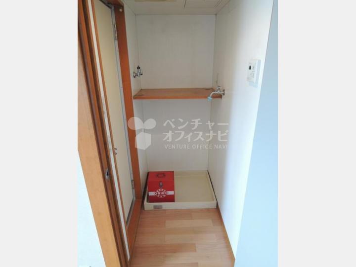 ４０３防水パン【塩入小路ビル】