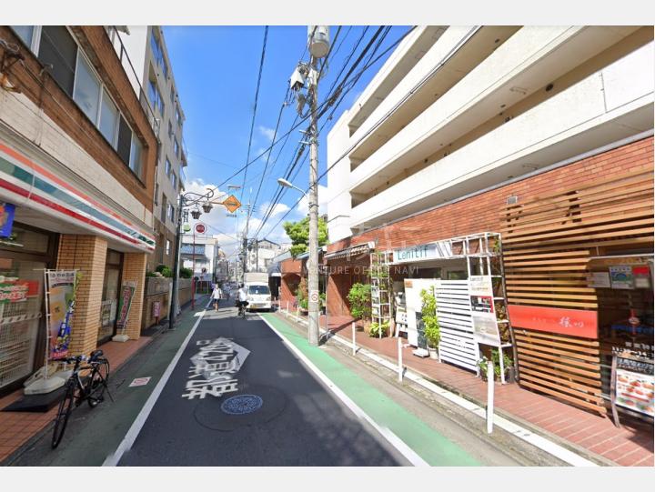 【前面道路】三益ビル