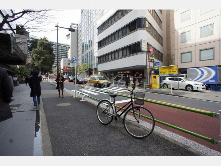 物件前通り【虎ノ門きよしビル】