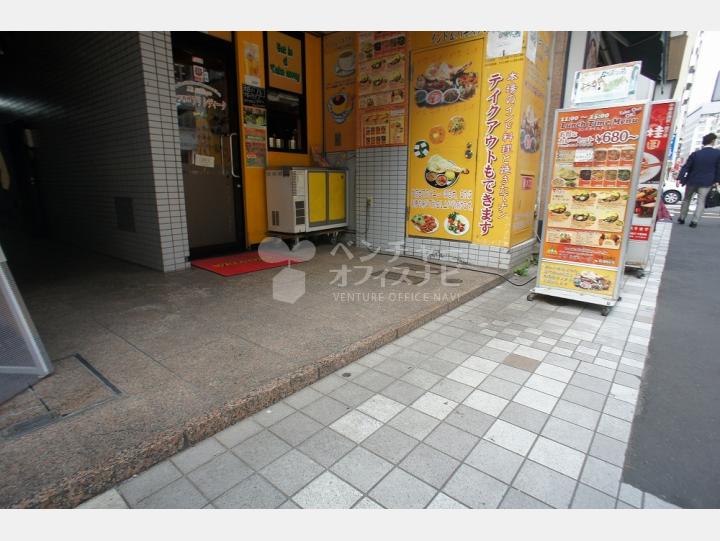 入口【CICビル】