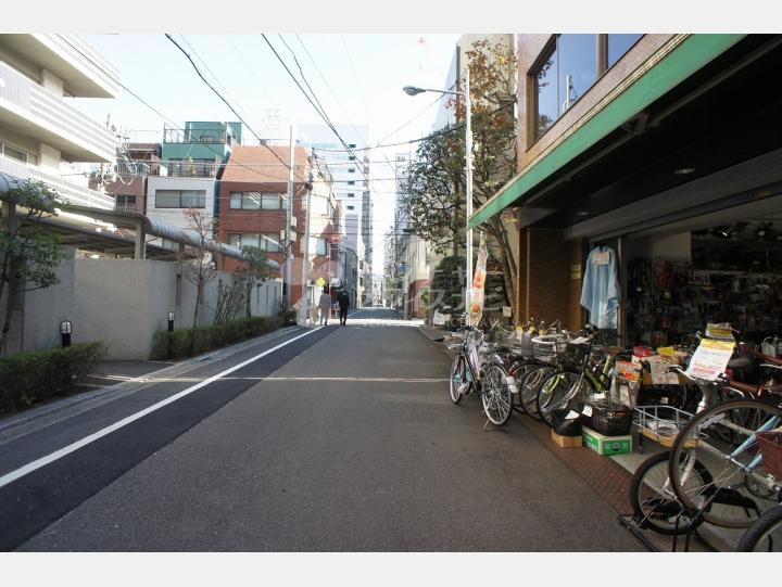 周辺道路 【コジマビル】