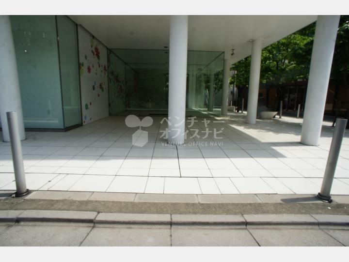 入口【フィールド北参道ビル】