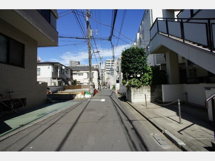 物件前の通り【今井ビル 西館】