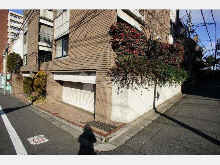 外観【Ｋ’ｓ　ＦＬＡＴ】