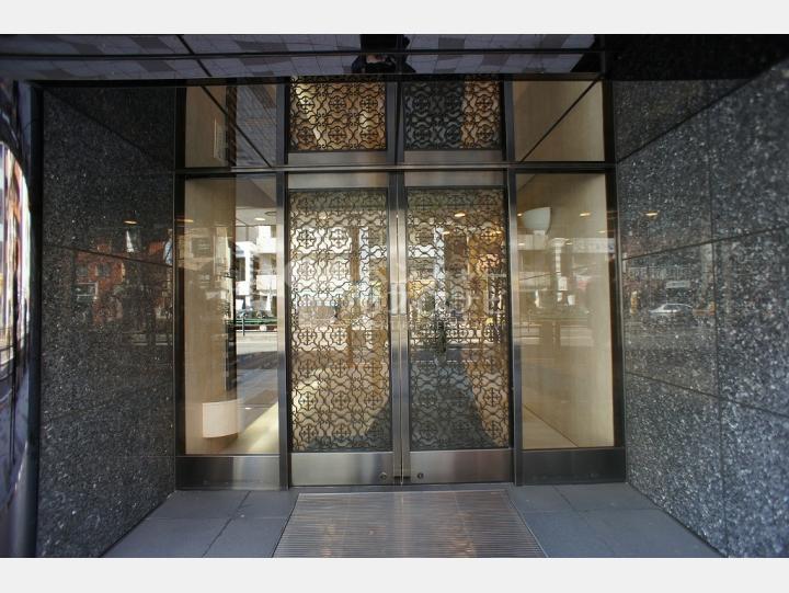 物件入口【ローレル三田】