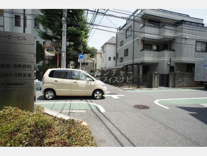 物件前の通り【目黒オーケービル】
