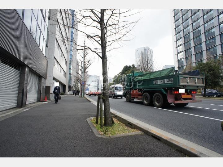 前面道路【霞が関MHタワーズ】