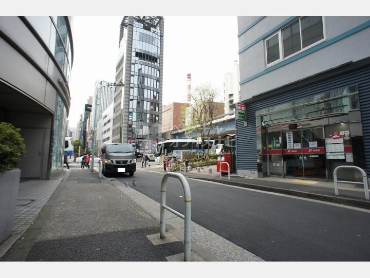 前面道路【成瀬ビル】