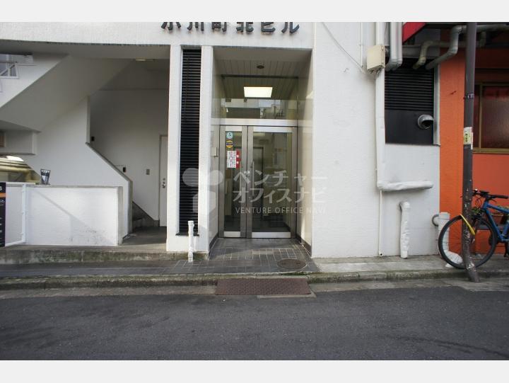 入口【小川町北ビル】