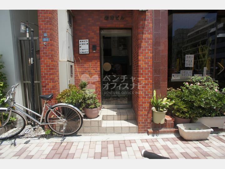 入口【岩本ビル】