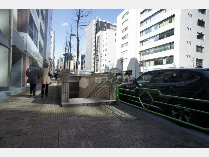 物件前通り【銀座フォルム21】