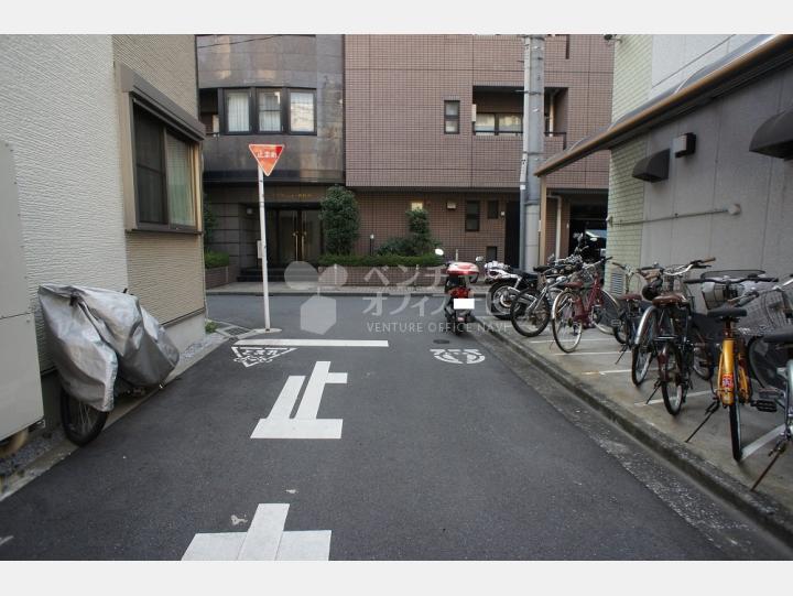 前面道路【アーバンコート渋谷本町】