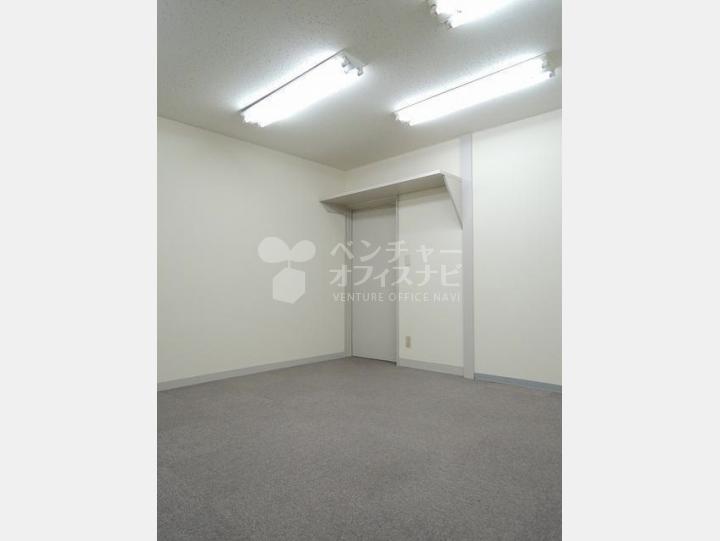 室内【新宿エイコービル】