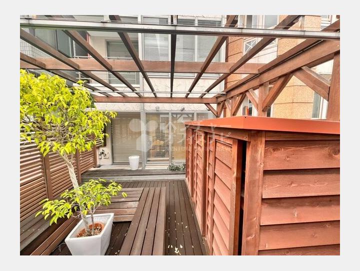 外観 【バックボーンハウス(BACKBONE HOUSE)】