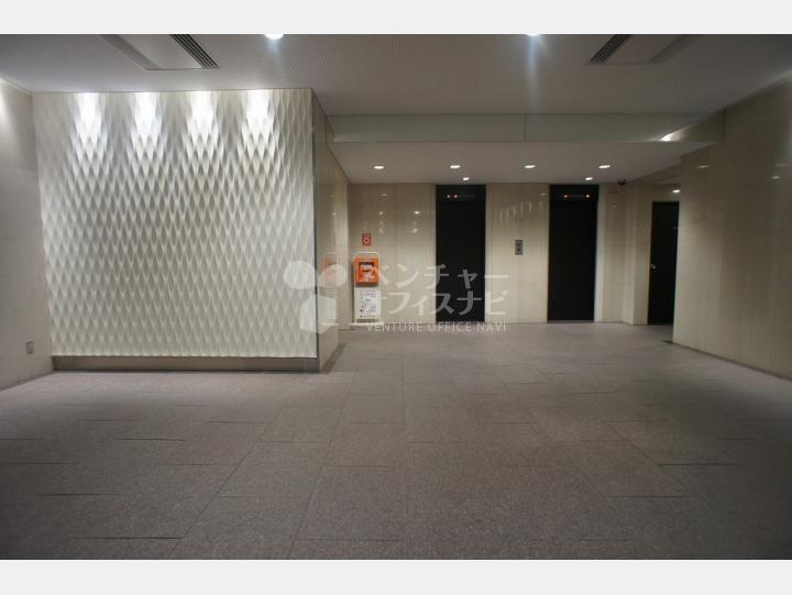 エントランス 【新麹町ビル】