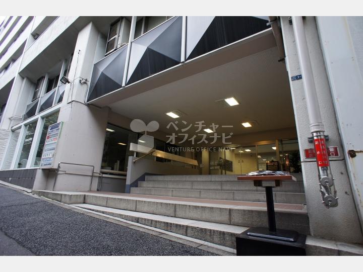 外観【六本木ハイツ】