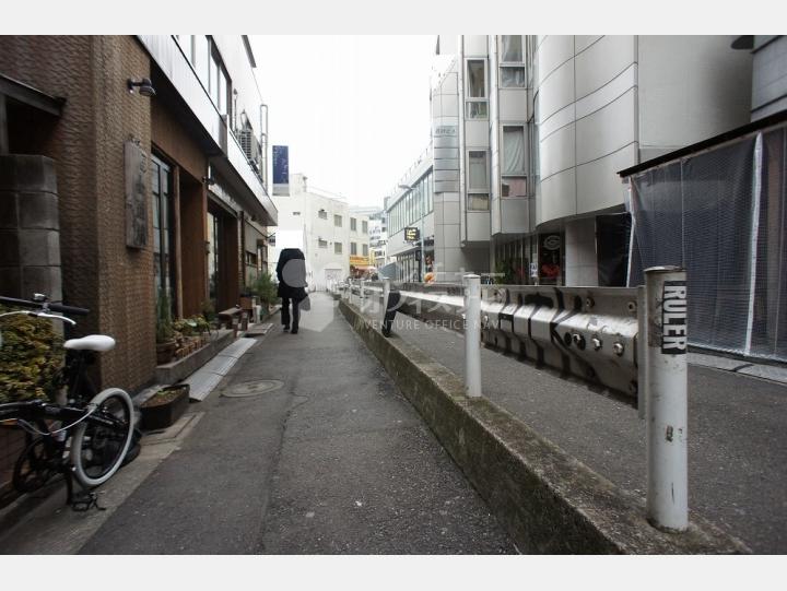 物件前の通り【OLIO渋谷】