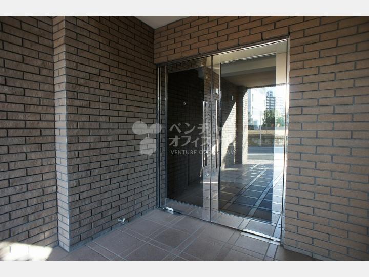 エントランス【Ｋ’ｓ　ＦＬＡＴ】
