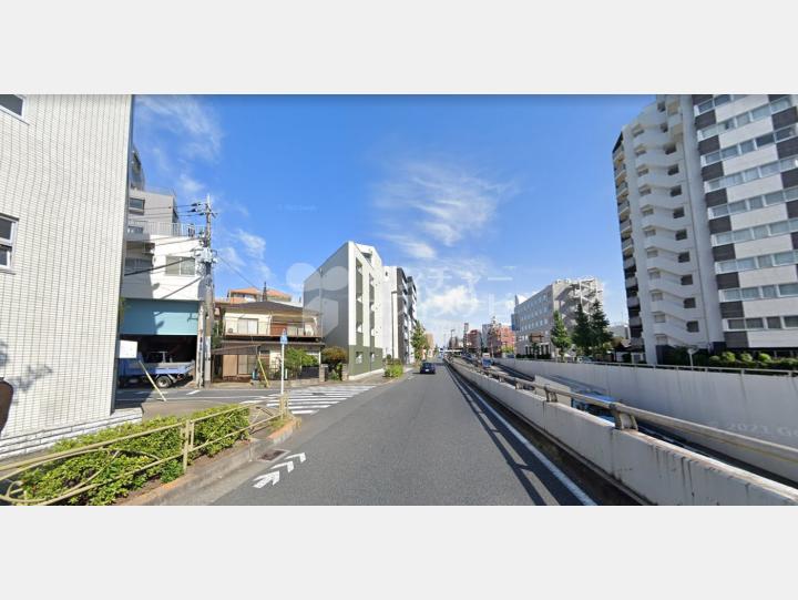 【前面道路】ソレイユ第二玉川台ビル