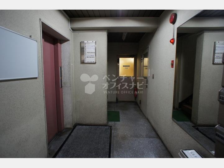 エントランス【秋和ビル】