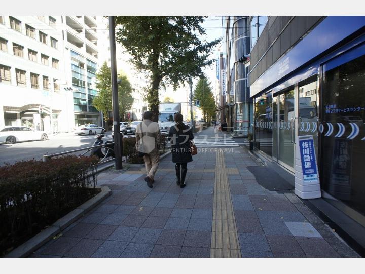 周辺道路　【ヨシクニ駒形ビル】