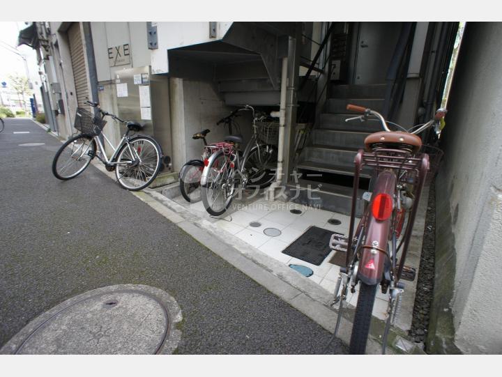 入口周辺【EXE日本橋】